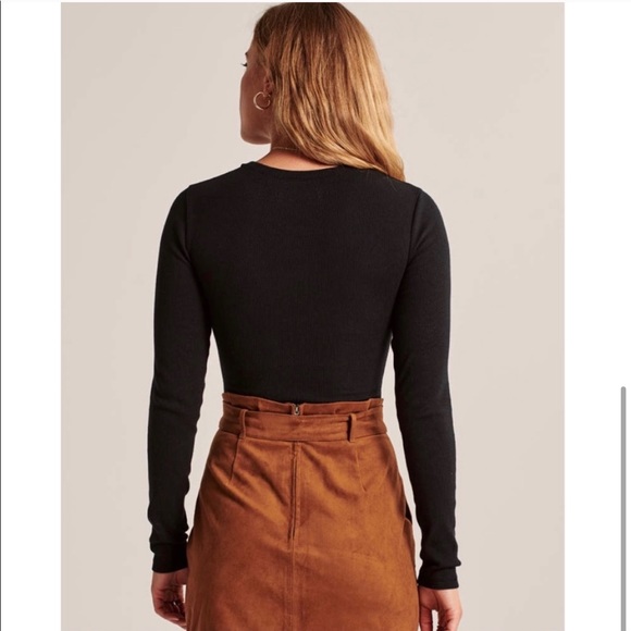 Long Sleeve Ribbed Bodysuit - Picture 5 of 6